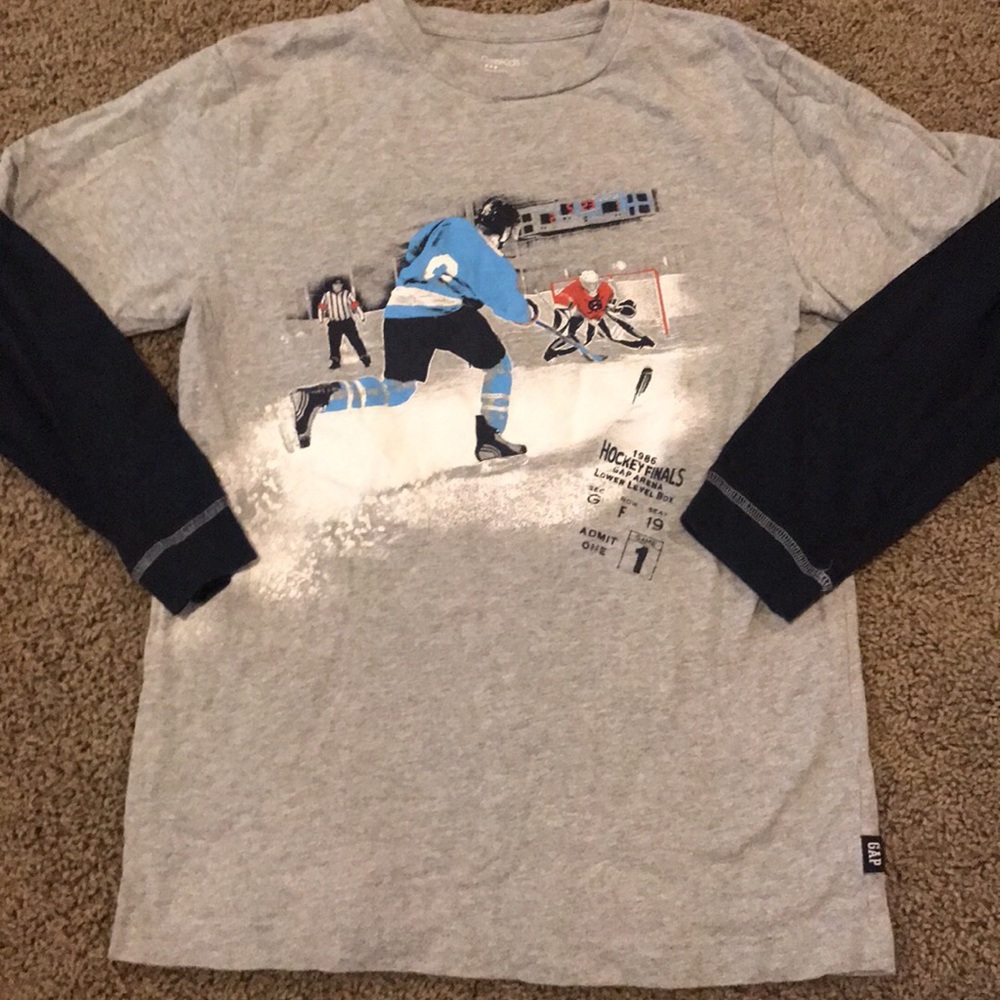Gap Kids Shirt - Large